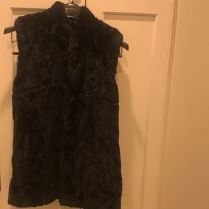 Faux fur vest , Wonens Size S